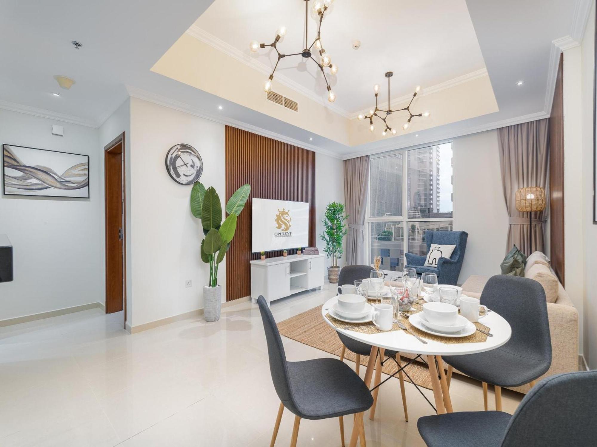 Luxe Apartments Near Dubai Mall Burj Khalifa Pool Gym Parking Exteriör bild