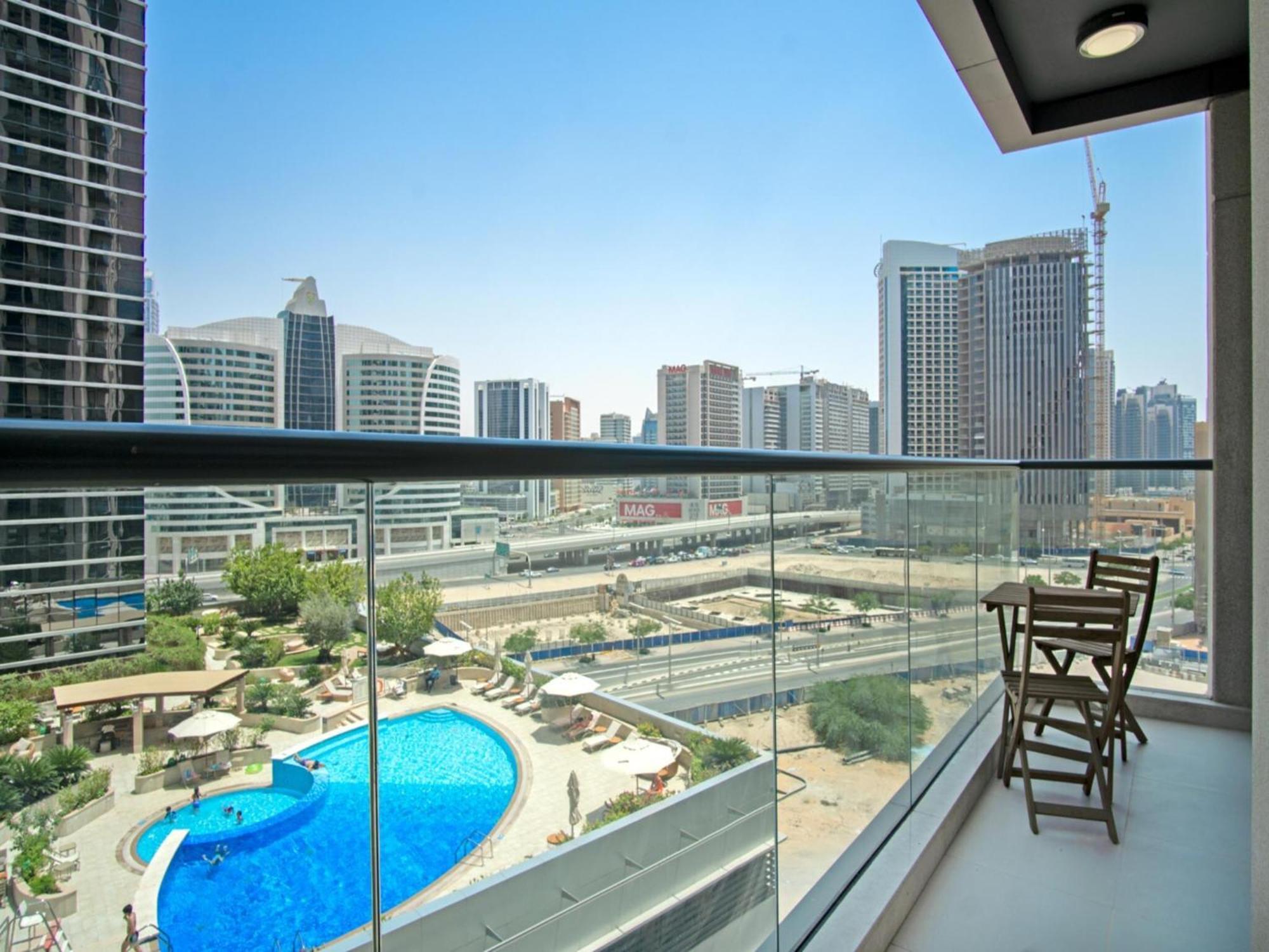 Luxe Apartments Near Dubai Mall Burj Khalifa Pool Gym Parking Exteriör bild