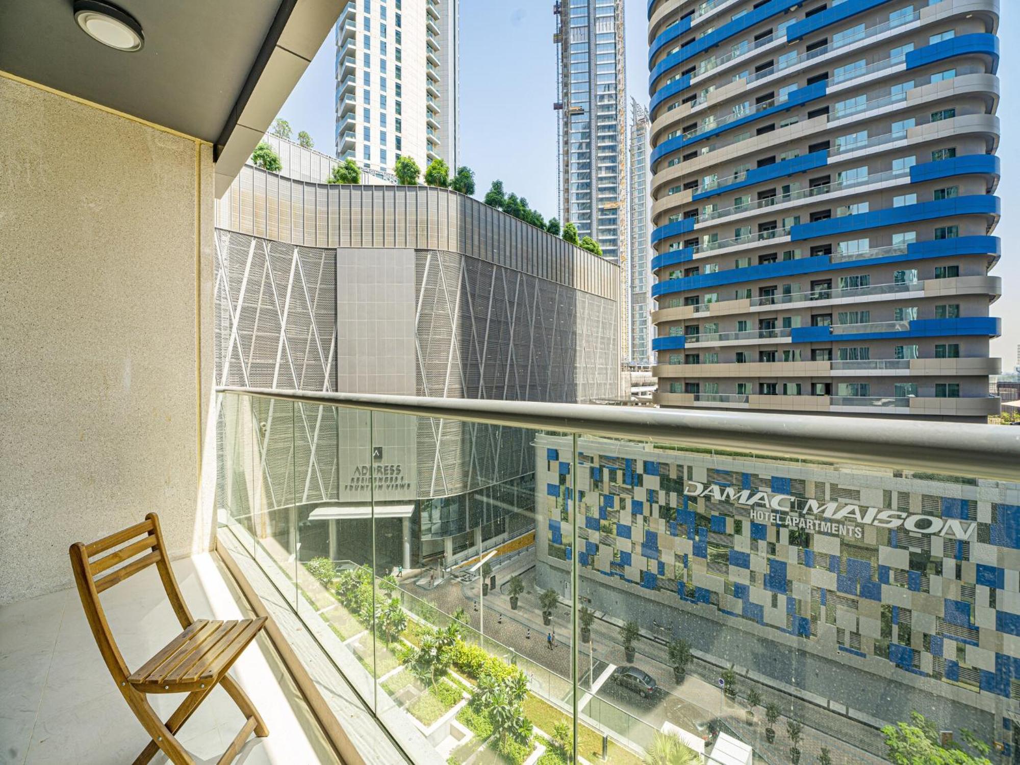Luxe Apartments Near Dubai Mall Burj Khalifa Pool Gym Parking Exteriör bild