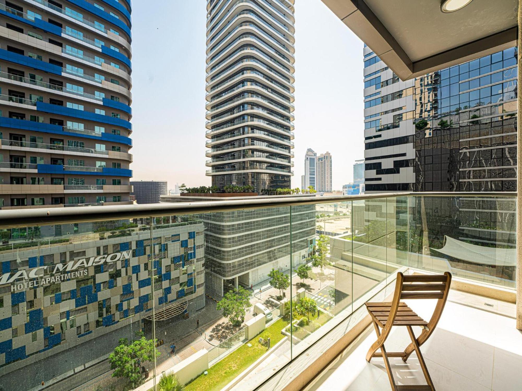 Luxe Apartments Near Dubai Mall Burj Khalifa Pool Gym Parking Exteriör bild